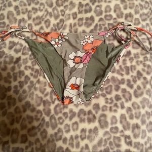 triangl bottoms rare not sold anywhere